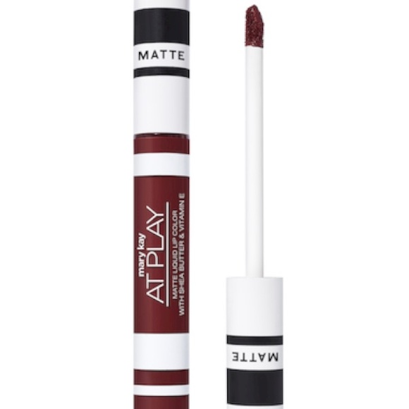 Labial Líquido Mate Mary Kay At Play Berry Strong $20 - Picture 2 of 3